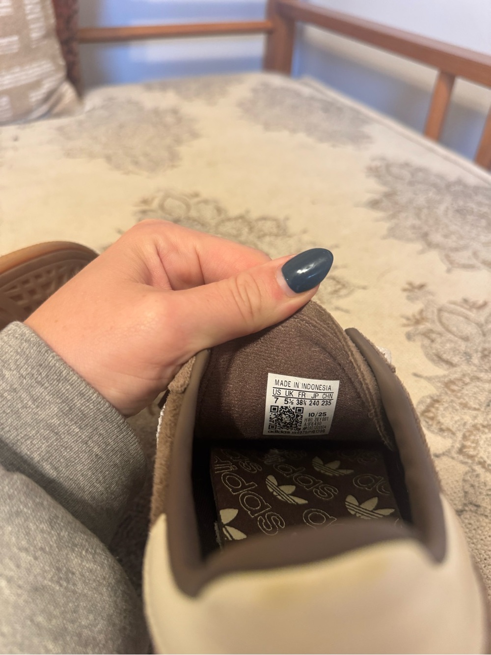 Adidas Spezial Suede Sneakers - Picture 6 of 6